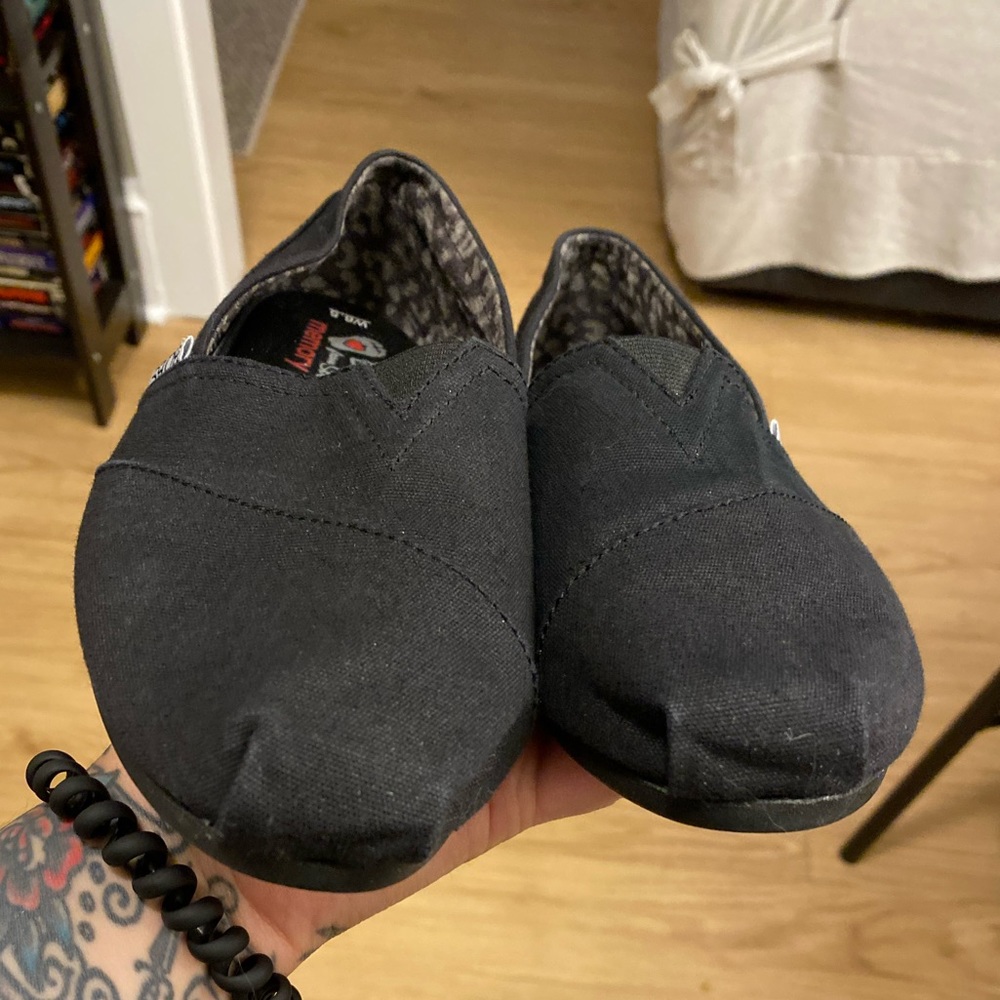 Black Memory Foam Bobs View 2